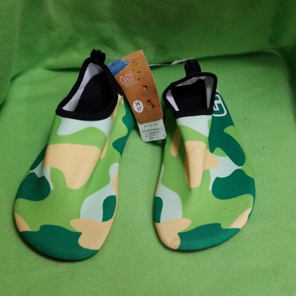 Water shoes